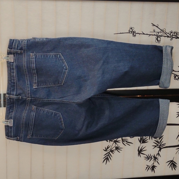 Lee Rider Midrise Stretch Denim Capri - Picture 3 of 4